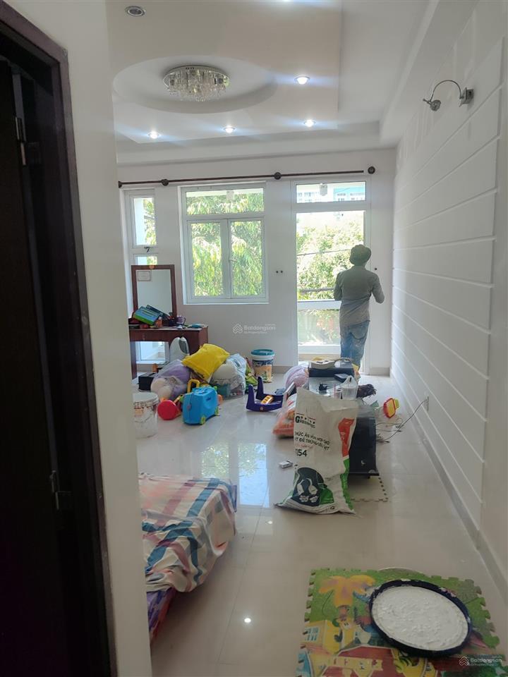 Bán nhà đường 28 sát metro 4x19m, 76m2 3 lầu