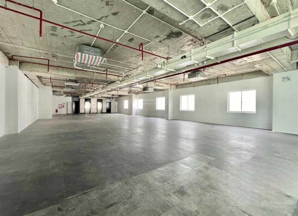 Cho thuê văn phòng dreamplex tower đường điện biên phủ bình thạnh dt 200m2.  0906 391 ***