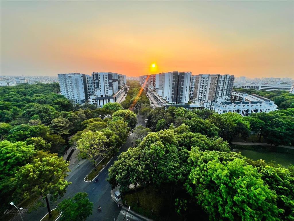 Chỉ duy nhất 1 căn 3pn 121m2 diamond centery view công viên lớn ban công 6m, giá bán 10tỷ có tl