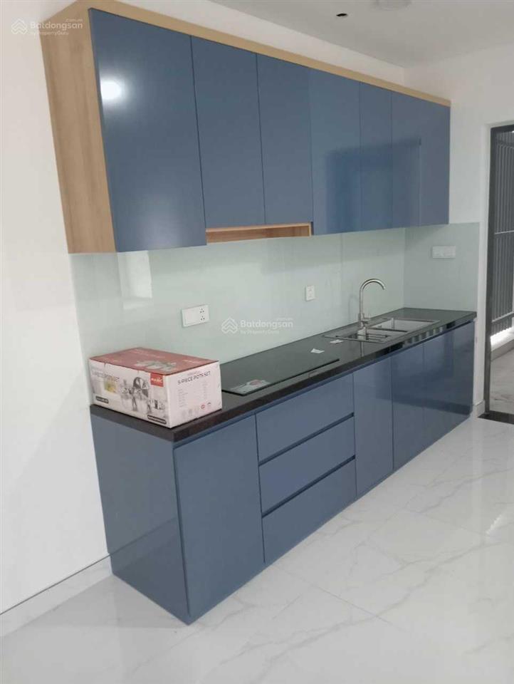 Bán căn hộ tầng trệt 3pn  3wc  2bancon, dt 120.7m2 diamond centery celadon