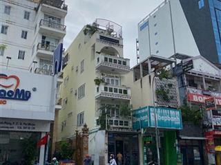 Cách quận 1 chỉ 10 bước chân, giá phú nhuận. nhà phố góc 2 mt, 5 tầng hoành tráng