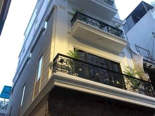 Hiếm nhất khu vực, 5,5 tỷ có ngay nhà 40m2 5 tầng lô góc tại đại linh, trung văn, nam từ liêm