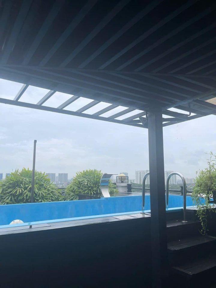 Bán Gấp Tòa Nhà Mặt Phố Nguyễn Văn Cừ 200m2, 1 Hầm 10 Tầng Nổi, Dòng Tiền 4 Tỷ/năm 142 Tỷ