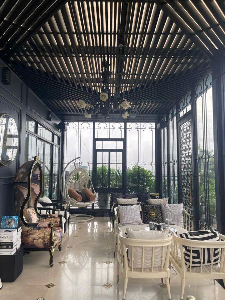 Bán Gấp Tòa Nhà Mặt Phố Nguyễn Văn Cừ 200m2, 1 Hầm 10 Tầng Nổi, Dòng Tiền 4 Tỷ/năm 142 Tỷ