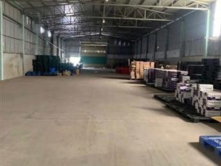 Kho xưởng gần ngã tư Ga Kv 1600m2, kho xd 1300m2 cho thuê