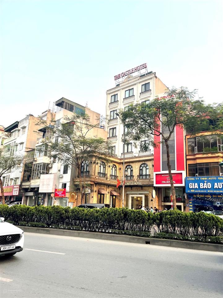Giảm 5 tỷ lô đất siêu khổng lồ sót lại dt 380m2 mt 8.8m mặt phố nguyễn văn cừ