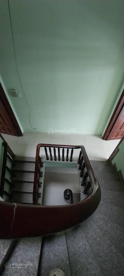 Bán nhà sổ hồng riêng 3 lầu giá rẻ 1/ lê thị hà, ấp đình, tân xuân, hóc môn