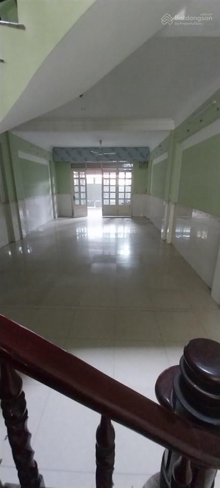 Bán nhà sổ hồng riêng 3 lầu giá rẻ 1/ lê thị hà, ấp đình, tân xuân, hóc môn