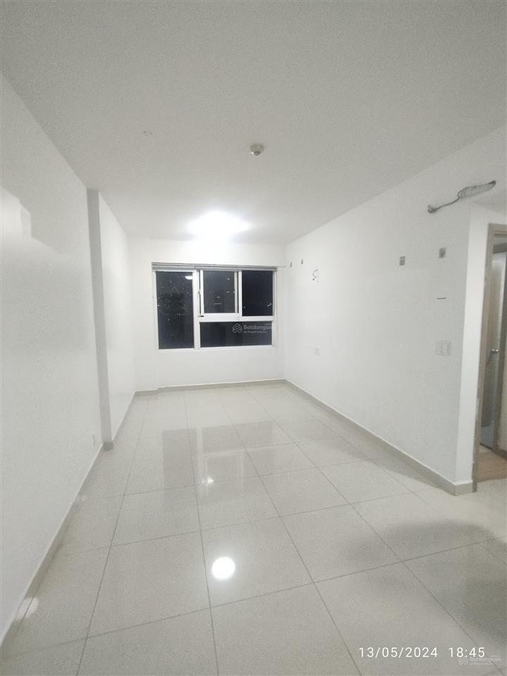 Citi soho căn góc 2pn 2wc, dt 61m2 nt cơ bản giá 2.8 tỷ.  0932 666 *** xem nhà