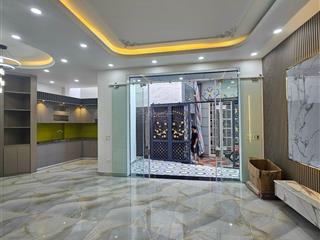 Cần bán siêu phẩm phố cát dài  hải phòng. 60m2  sân cổng riêng  ngõ siêu nông