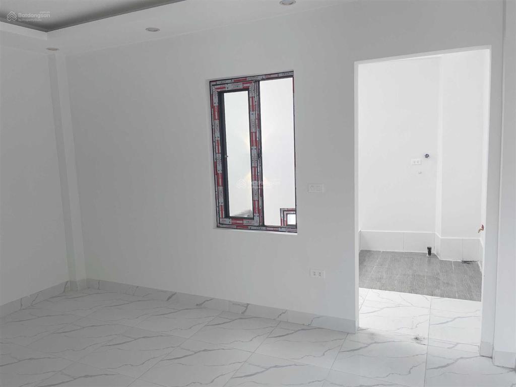 Siêu hiếm,cực đẹp 35m,nhà 5 tầng,gần trường,chợ vân canh, ô tô đỗ ngay đầu ngõ, gần bãi gửi xe ô tô