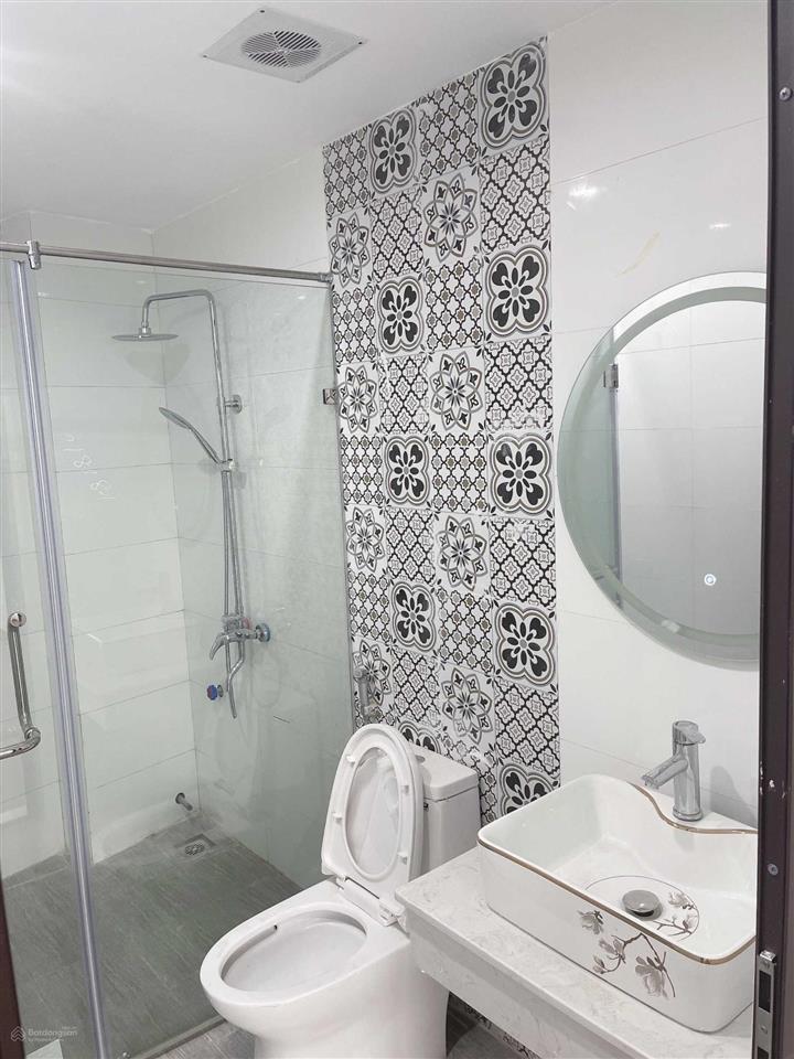 Siêu hiếm,cực đẹp 35m,nhà 5 tầng,gần trường,chợ vân canh, ô tô đỗ ngay đầu ngõ, gần bãi gửi xe ô tô