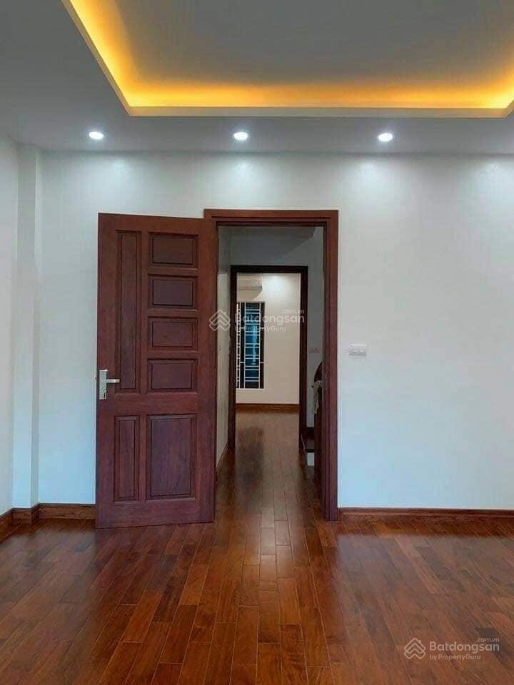 Chỉ nhỉnh 6 tỷ sở hữu ngôi nhà 5t, đẹp long lanh, vân canh gần trường c1, c2, chợ có nơi gửi xe ôtô