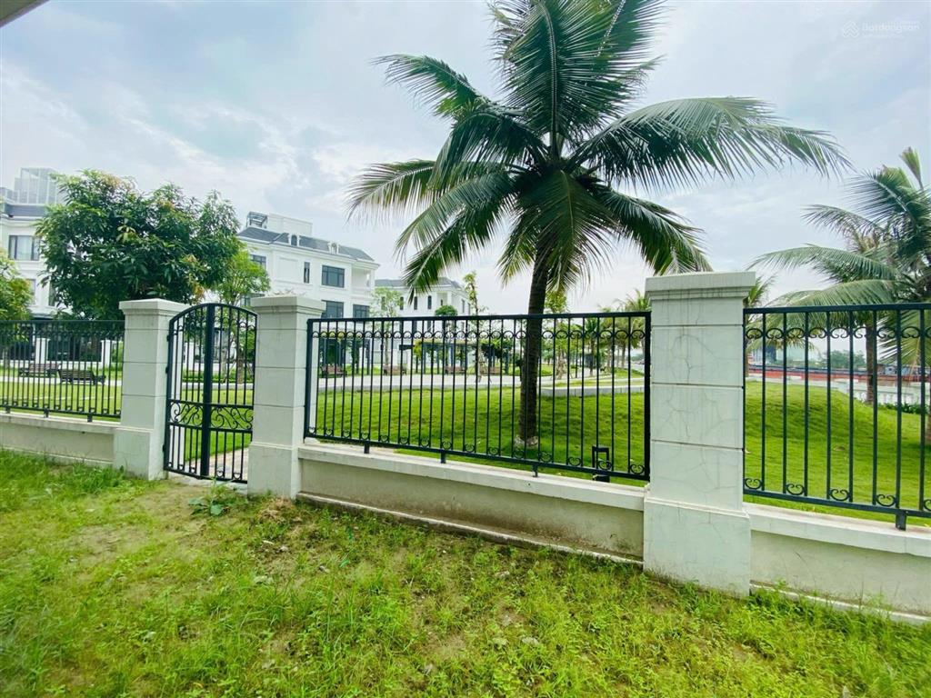 Song lập pari thô 200m2, đường thông, giá cực tốt chỉ 20 tỷ