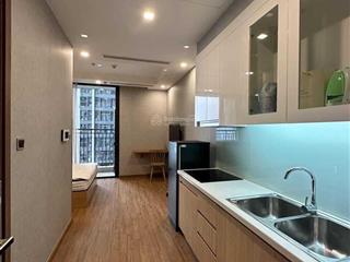 Mình chính chủ bán gấp căn studio view hồ vinhomes green bay mễ trì  giá gốc 1 tỷ 120