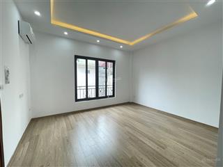 Bán nhà đào tấn, ba đình. dt 40m2 x 6t thang máy. mt 4.4m.  0984 056 ***