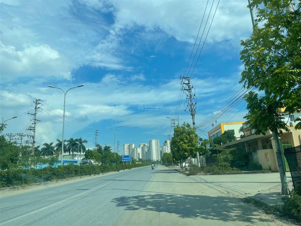 Bán kho nhà xưởng cụm công nghiệp lại yên, hà nội dt 6300m2. giá chỉ hơn 10tr/m 0988 529 ***