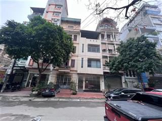 Thuận cần bán căn nhà mặt ngõ kinh doanh tại nguyên hồng thông ra nguyễn chí thanh đường oto