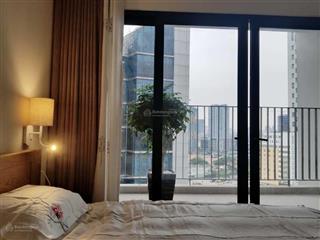 Cần cho thuê nhanh ch 2pn rộng, full đồ view hồ, có slot ô tô sky park. xem nhà 0985 049 ***