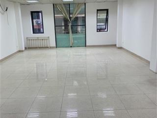 Chủ nhà cần cho thuê văn phòng tại phố duy tân 60m2 giá 10tr full dịch