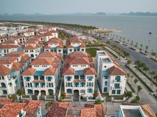 Biệt thự sát biển 175m2 xây 3 tầng trung tâm hạ long phù hợp nhu cầu ở nghỉ dưỡng cho thuê homestay