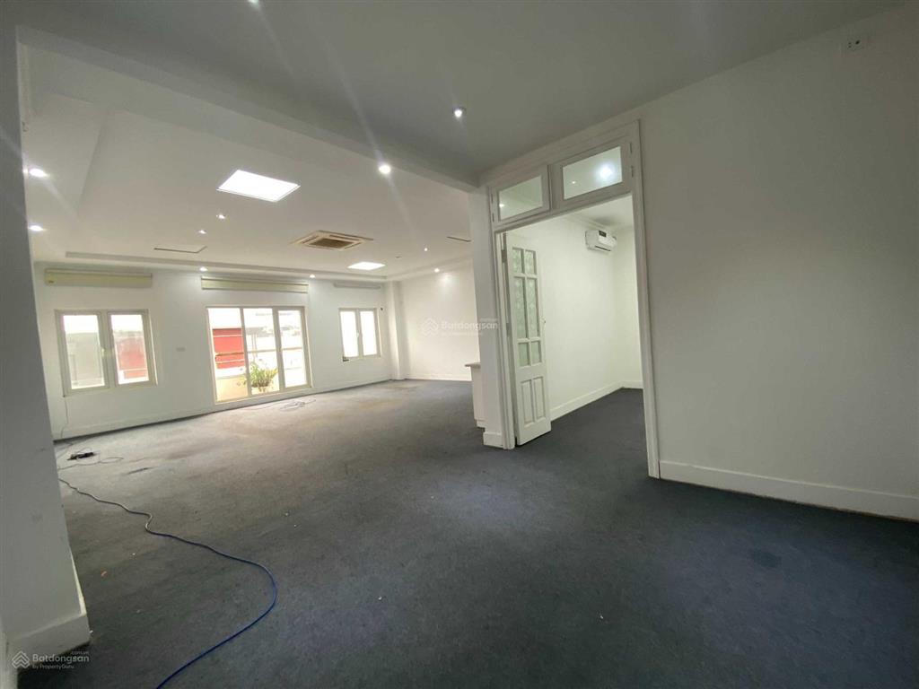 Cho thuê văn phòng siêu rẻ cầu giấy, 70m2 giá 13tr,  0966 772 ***