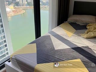 Cần bán nhanh căn 2 ngủ view hồ vinhomes skylake. dt 79m, tầng trung 2x đẹp thoáng. giá bán 7,7 tỷ