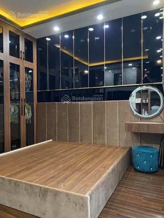 Ngộp bank gấp bán, chỉ 6tỷ tl, nguyễn kiệm p. 3 gv, giáp phú nhuận, hxh sát mt, 54m2, 4 tầng 4pn