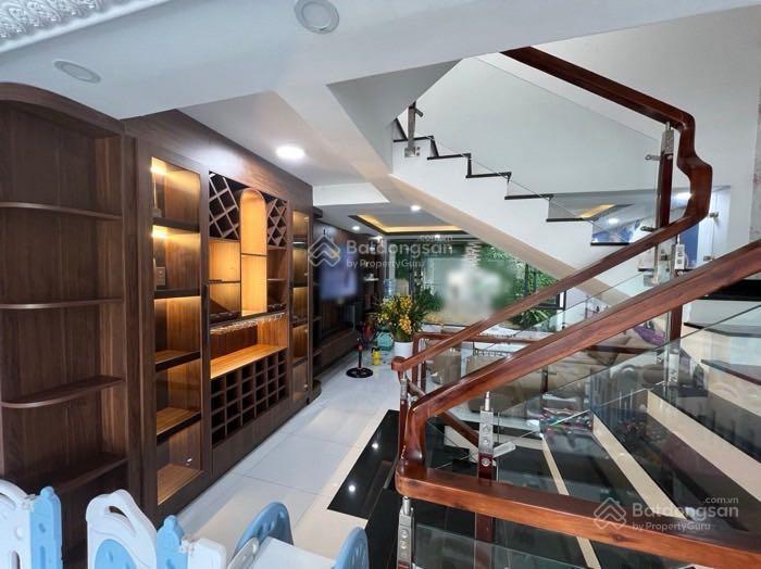 Ngộp bank gấp bán, chỉ 6tỷ tl, nguyễn kiệm p. 3 gv, giáp phú nhuận, hxh sát mt, 54m2, 4 tầng 4pn