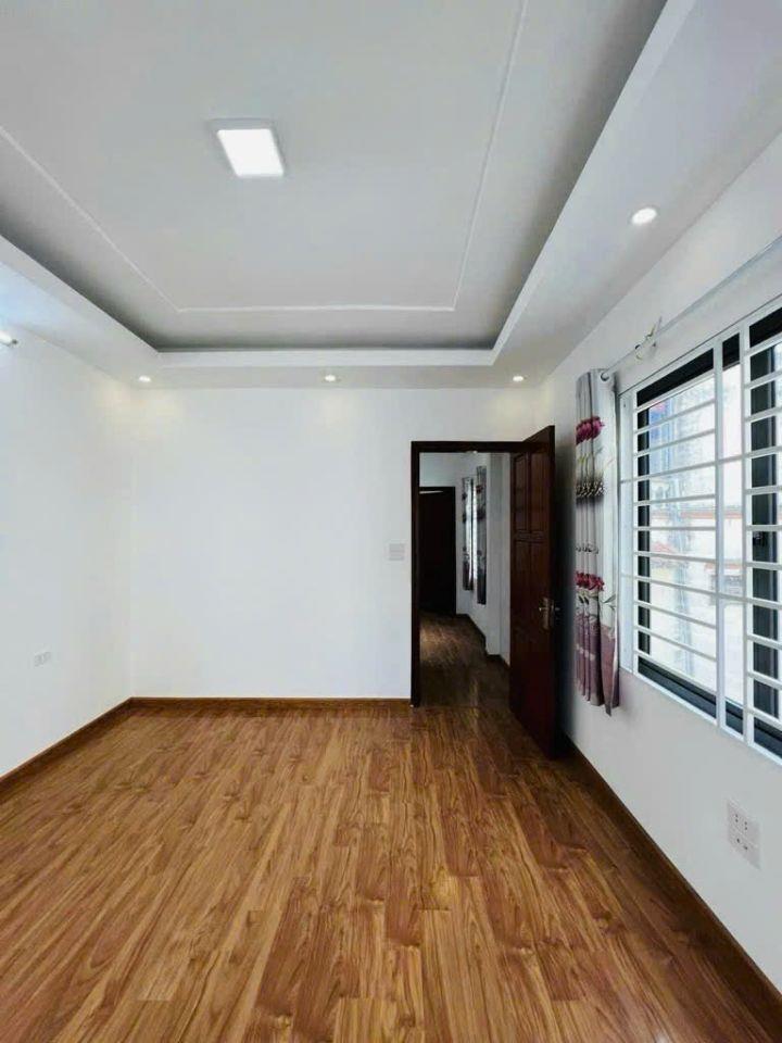 Bán Nhà Đại Từ-Hoàng Mai , DT50m2 ,Giá hơn 11Tỷ ,Ngõ Thông ,Kinh doanh
