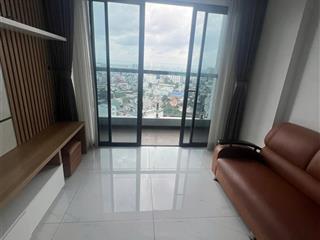 Bán gấp căn hộ res green tower, tân phú, 3pn, 83m2, sổ hồng, lầu cao, giá 4,8 tỷ.  0976 028 ***