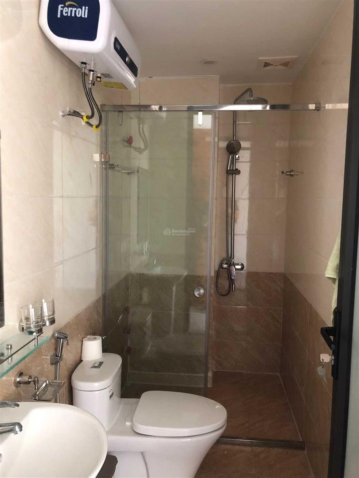 Cho thuê vp ô tô đỗ cửa 14/1 ngọc lâm, đối diện đê, cách cầu chương dương 300m, giá 3tr 0913 345 ***