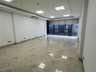 Cho thuê văn phòng khuất duy tiến, 55 m2/tầng, sàn thông đẹp, đồ cơ bản