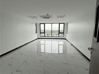 Cho thuê văn phòng diện tích 90 m2/tầng, gồm 2 phòng làm việc, giá rẻ