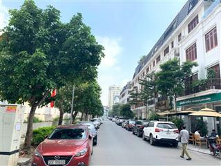 Bán liền kề 90 nguyễn tuân  thanh xuân, dt 70  72  86  90m2, giá từ hơn 27 tỷ.  0988 138 ***