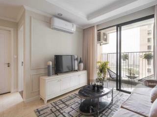 Cho thuê căn hộ vinhomes nguyễn chí thanh, dt 90m2 2 ngủ đủ đồ giá thuê 20 triệu.  0945 894 ***