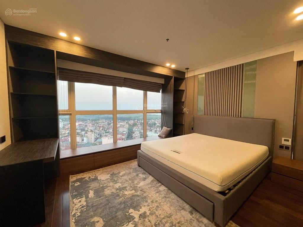 Cần bán chcccc tại hà nội aqua central 44 yên phụ, dt từ 120m2, 140m2 chỉ từ 120 triệu/m2