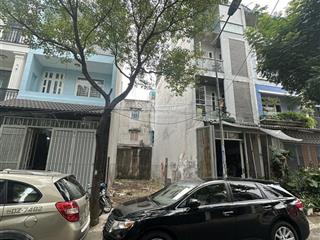 Bán nhanh trong tuần 9,5 tỷ còn 8,9 tỷ 4x17,5m (cn 69,4m2) bình lợi gần đại học văn lang