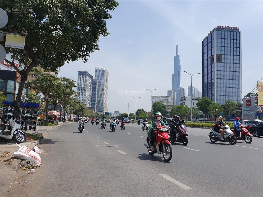 Bán tòa nhà văn phòng vip mt cửu long p. 2 tân bình. 9x30m, hầm 8 tầng. sát sân bay tân sơn nhất