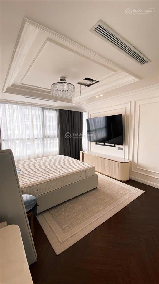 Góc bán nhà chuyển nhượng gấp căn hộ 4 phòng ngủ tòa park 3, nội thất hiện đại. giá thương lượng!