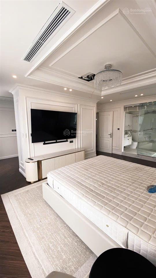 Góc bán nhà chuyển nhượng gấp căn hộ 4 phòng ngủ tòa park 3, nội thất hiện đại. giá thương lượng!