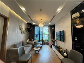 Giá tốt nhất  chính chủ bán căn hộ 2pn, 82m2, full nội thất tại vinhomes metropolis liễu giai.