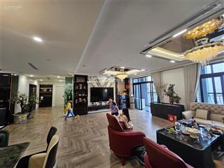 Hàng siêu hiếm! căn hộ đập thông tại royal city, 4pn, 4wc, nhà mới 100%.  0966 765 ***