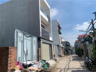 Chủ gửi bán 83,4m2 đất full thổ cư ngay quốc lộ 13 cũ, cách ngã tư bình phước 200m bán giá siêu rẻ