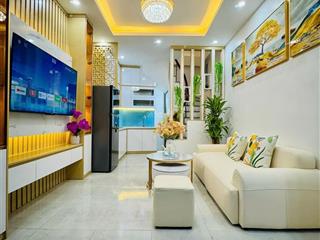 Nhà đẹp  hộ khẩu hoàn kiếm  ngõ thông qua nhà  kinh doanh bất chấp nail, mi spa sổ riêng nở hậu