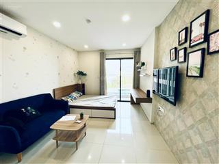 Cần bán ch tháp h sunrise riverside 2pn2wc, 70m2 mới 100% 3,6tỷ, view nhìn trọn 2 hồ bơi và sông