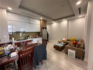 Bán gấp căn hộ 2n 61m2 tỷ tại the diamond residence (brg lê văn lương). 0978 413 ***