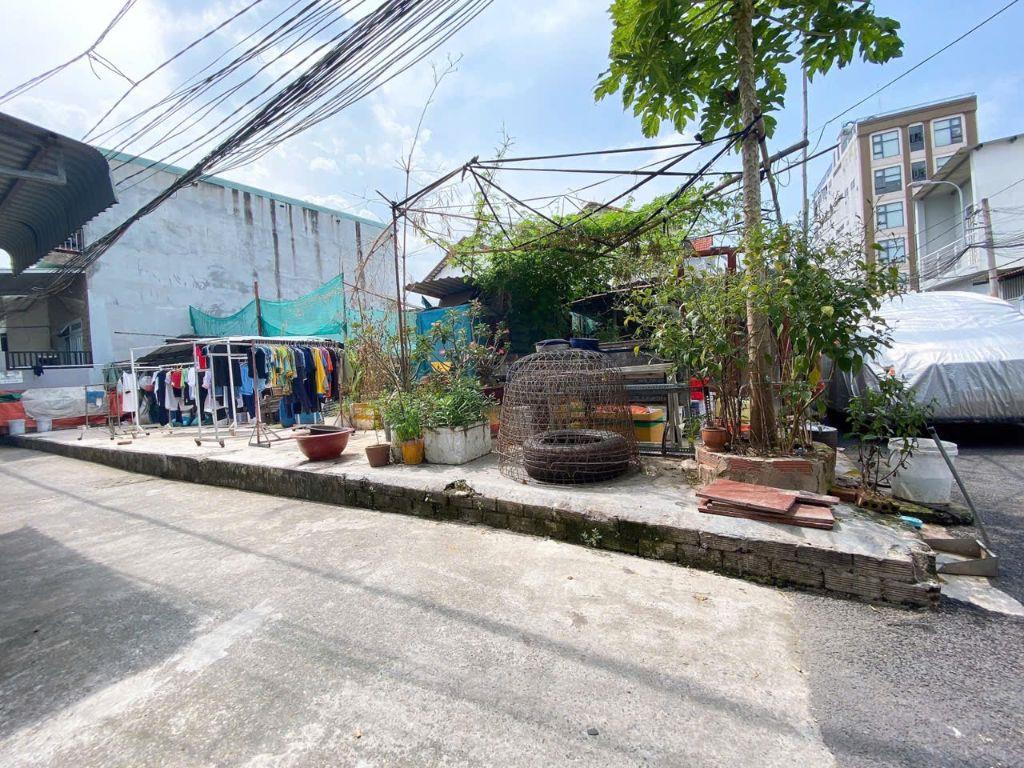 Cần bán gấp Đất Thổ Cư mặt đường 160 phường Tăng Nhơn Phú A Q9…200m2,…  giá chỉ 12 tỷ .