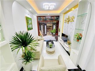 Nhà kim giang, dt 55m2 x 5t, giá 8.88 tỷ, ở luôn, ngõ to, nhà thoáng, đẹp, sđcc