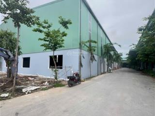 Cho thuê xưởng 2000m2. khu công nghiệp xuyên á. đức hoà. long an